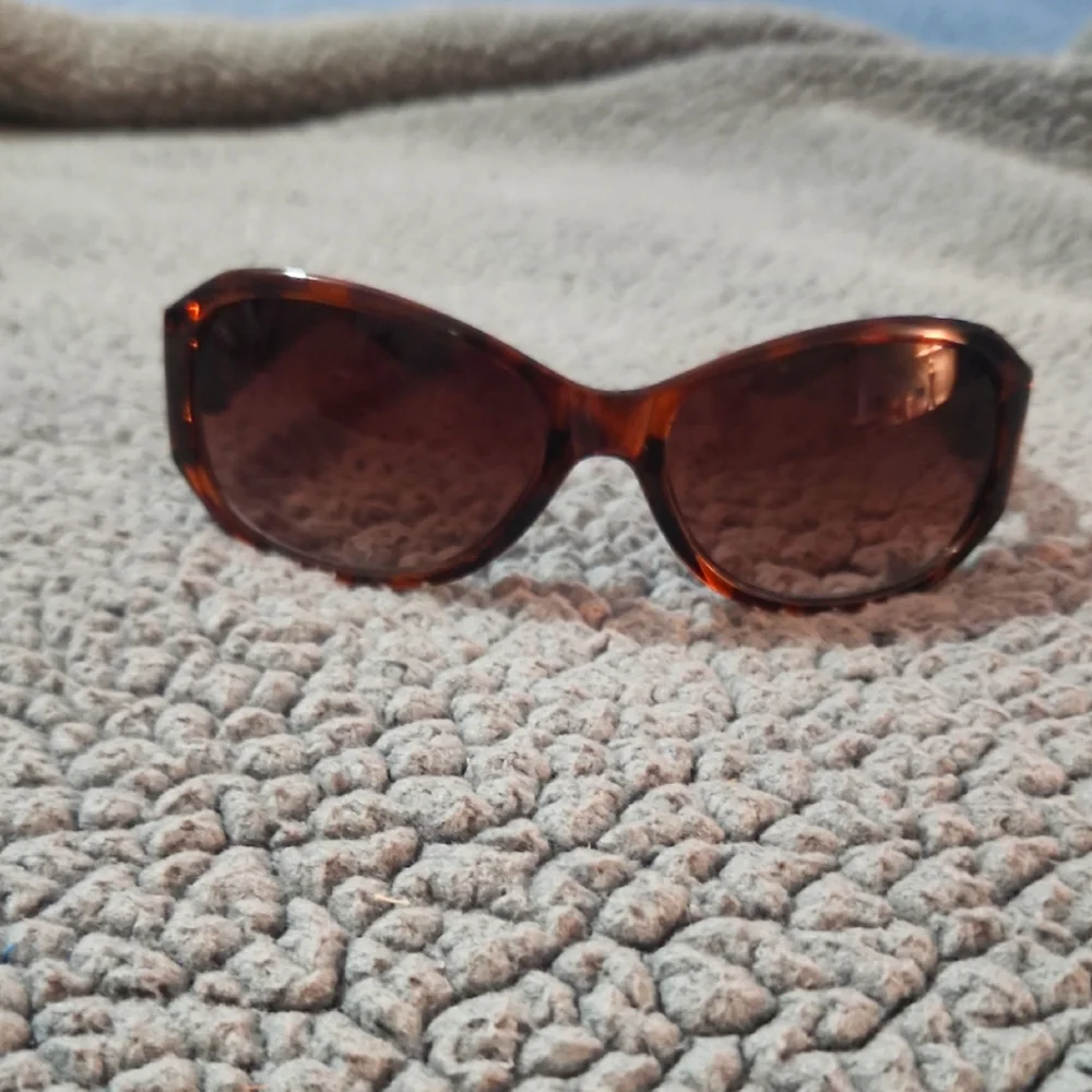 Women's Tortoiseshell Sunglasses